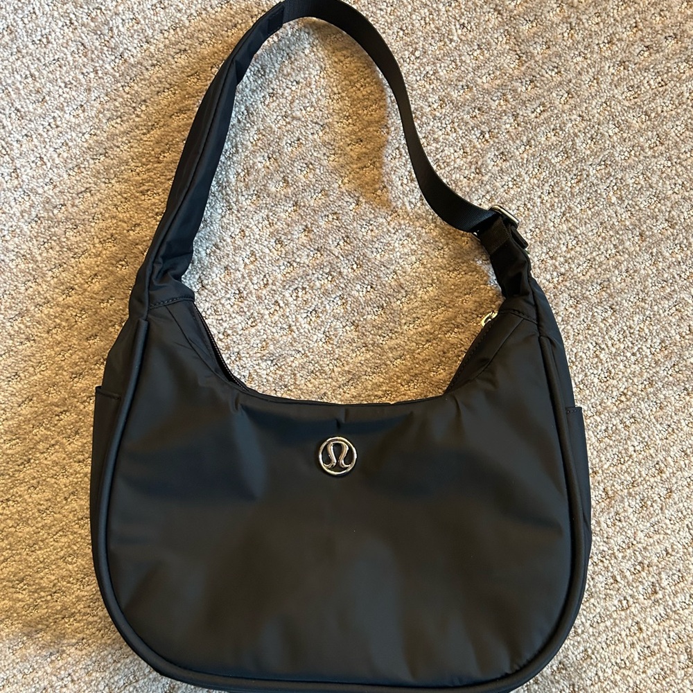 Lululemon Mini Shoulder Bag 4L